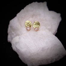Load image into Gallery viewer, Organic Matter: Stud Earrings Diamonds-18K Gold Stepping Stones