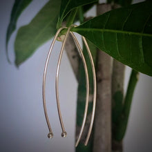 Load image into Gallery viewer, In Orbit: Solid 14K Gold Oval Drop Earrings