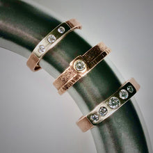 Load image into Gallery viewer, Modern Simplicity: Three-Diamond Gold Ring