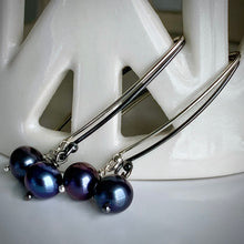 Load image into Gallery viewer, Sea Level: Oval/Lavender Pearl Drop Earrings