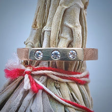 Load image into Gallery viewer, Modern Simplicity: Three-Diamond Gold Ring