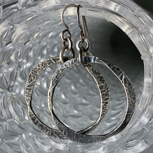 Load image into Gallery viewer, Forged: Etched Circle Drop Earrings (Small Size)