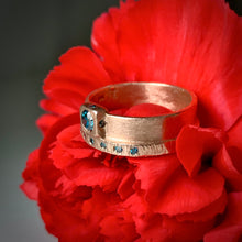 Load image into Gallery viewer, Rounded Rectangle: Blue Diamonds in Rose Gold Ring