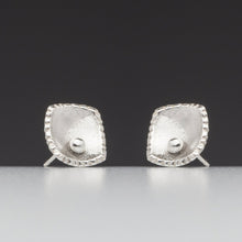Load image into Gallery viewer, Forged: Curved/Woven Square Stud Earrings
