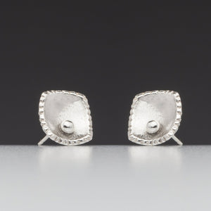 Forged: Curved/Woven Square Stud Earrings