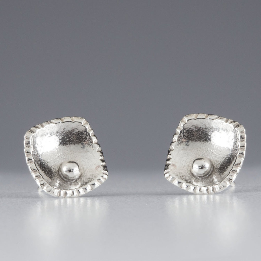 Forged: Curved/Woven Square Stud Earrings