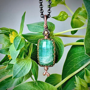 Natural Wonder: Green Tourmaline Necklace